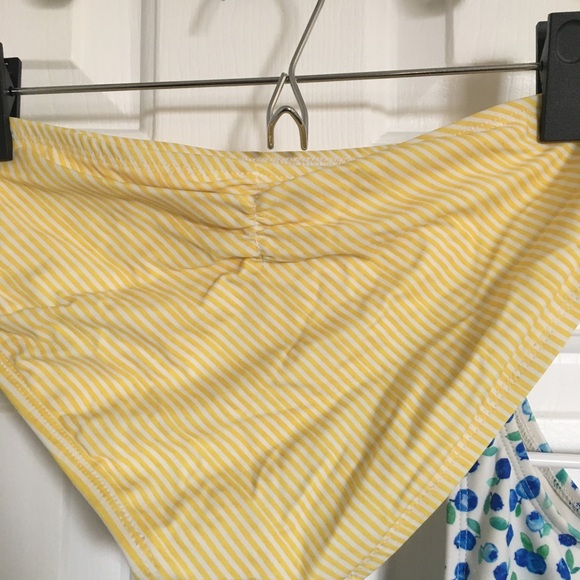 Floral Lemon Bloomberry suit - tie back, size S - Picture 4 of 6